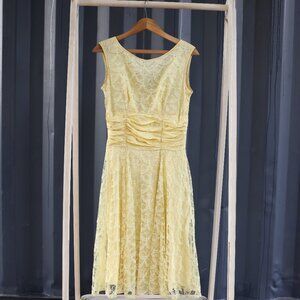 1950s-1960s Vintage Yellow Lace Party Dress